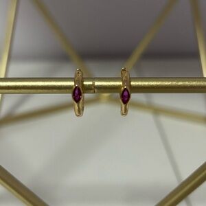 Lili Claspe MARQUISE HOOP HUGGIE, RUBY - GOLD